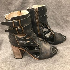 Freebird by Steven Black Tiara - Size 7  **NEW**